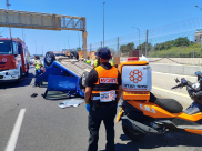 اصابة متوسطة لسائق مركبة بحادث طرق قرب الرملة